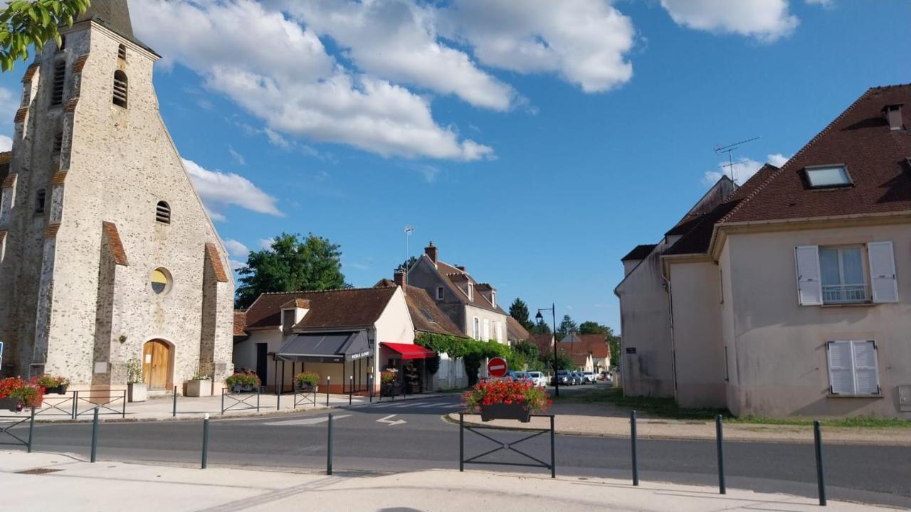 Appartement Cosy - Disneyland & Villages Nature Villeneuve-Saint-Denis Exteriör bild